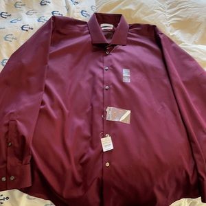 Dress Shirt Calvin Klein 34/35 18 1/2. Brand New